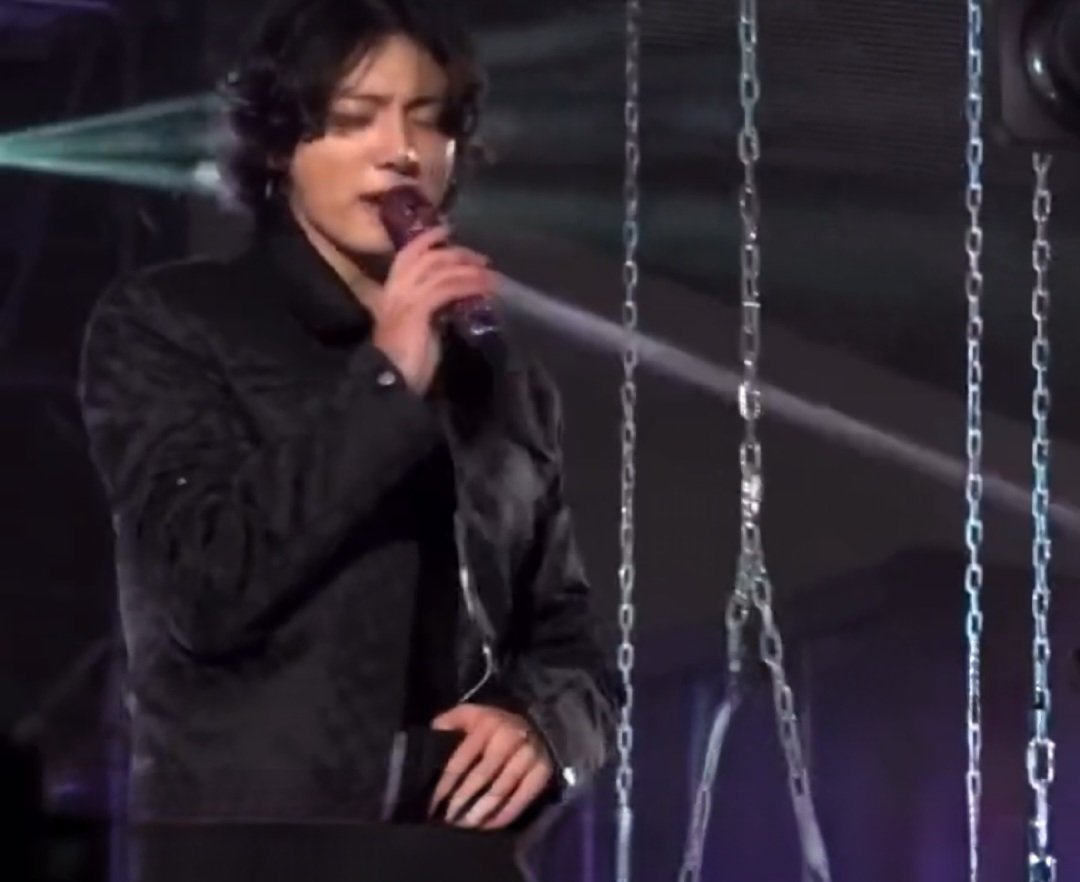 TaeKook_Radio's tweet image. Thank you for playing #ZeroOClock by #BTS on @TheDropSound on @KXFM_ iheart.com/artist/bts-786…