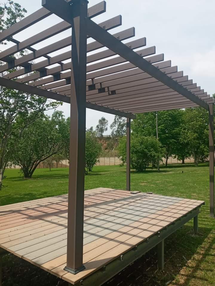 Dear Partner,
This January, we are thrilled to announce a special offer for all our clients in Zanzibar. When you confirm an order of at least 200 pieces of our recycled plastic timbers and poles, we will provide free delivery to Stonetown, Zanzibar.

By choosing our eco-friendly