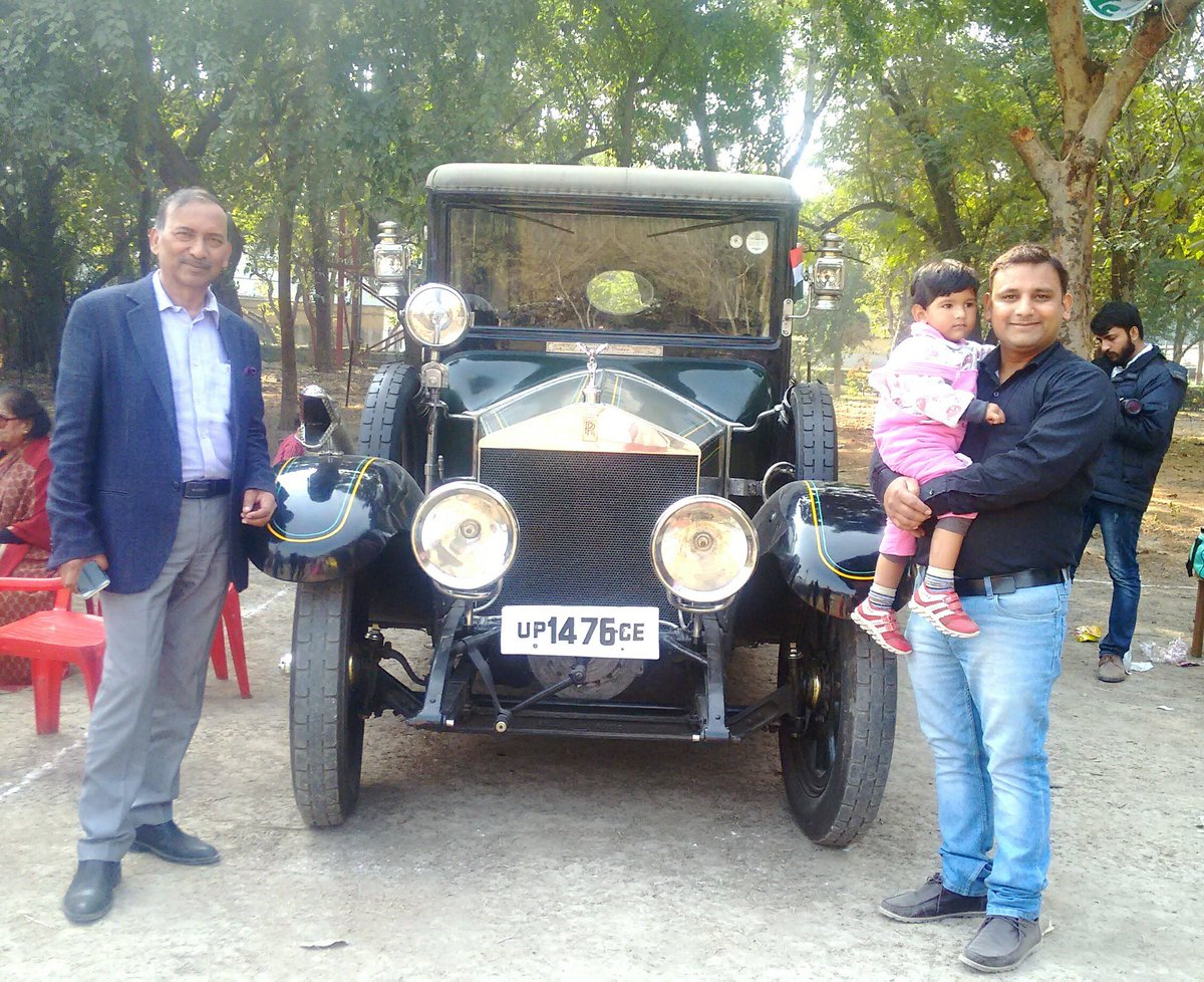 saipharmacyknp's tweet photo. Happy Birthday Sir @dr_a_s_prasad https://t.co/g6Xgr1DjkA
