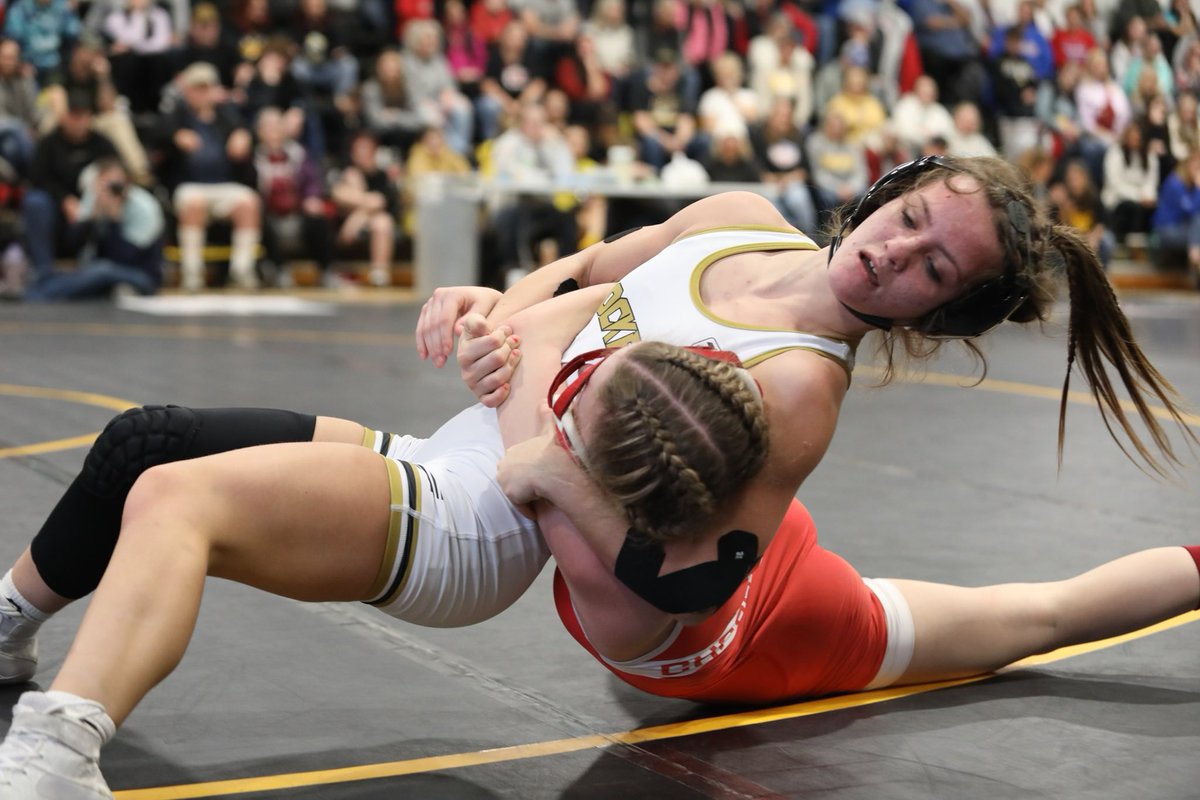 EBF defends home turf taking home the 🏆

1. Eddyville-Blakesburg-Fremont - 261
2. AP/GC - 133.5
3. Burlington - 105
4. Albia - 103
5. North Mahaska - 97

Event photos on Instagram