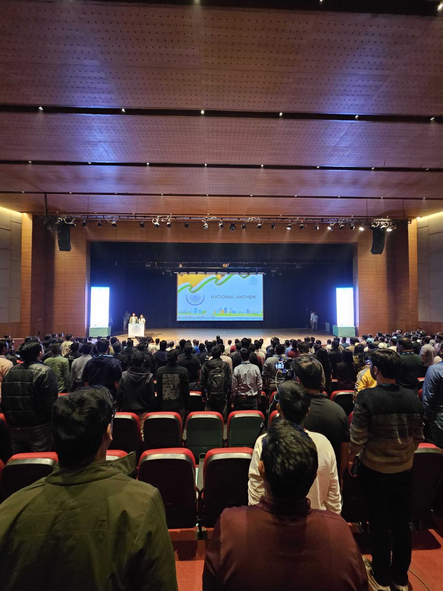 WCAhmedabad's tweet image. Starting Day 2 of WordCamp Ahmedabad 5.0 with pride and unity as we sing Jana Gana Mana. 🎶✨

Let’s honor our nation and kickstart the day with positivity and purpose! 🌟

#wcahmedabad #wordpress #wordcamp