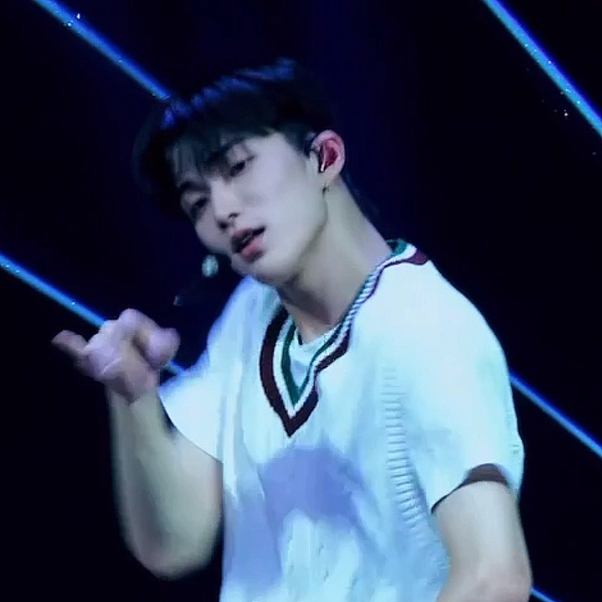 hsh_bbm's tweet image. 너진짜뭐야
어케이렇게까지좋아하고기다리게만들수가있어? 
짖짜정체가머야