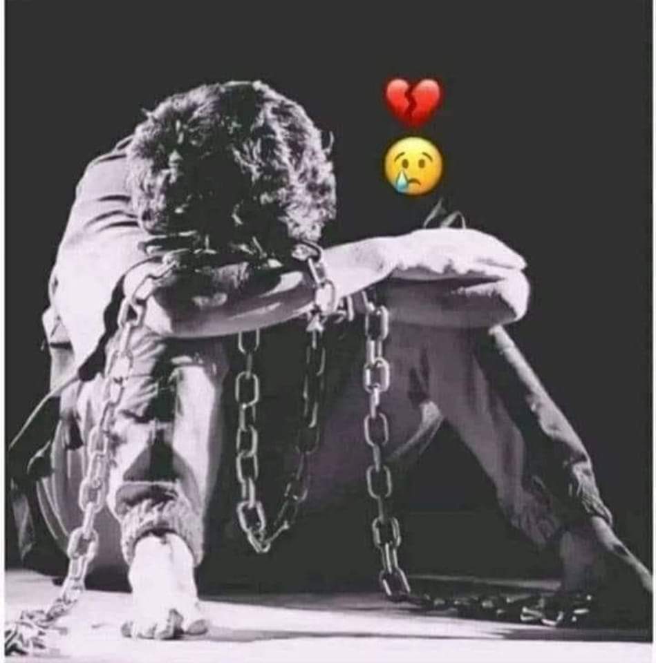 HasibullahSaad's tweet photo. *کله چی انسان له درده لیونی کیږی* 
 *خلک یی لیونتوب ته ګوری درد ته نه*

💔😕 https://t.co/jJvtHwfuUc