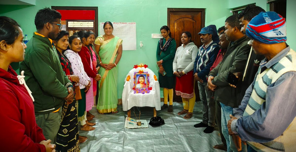 MSMO40845837's tweet image. The celebration of Savitribai Phule Ji&apos;s birth anniversary among Sangathan members reflects unity and togetherness, honoring her legacy that continues to inspire communities to break barriers, empower women, and build a just society through education.

#InspirationForChange