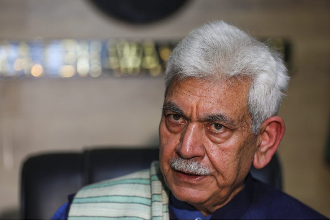 AjazGanderbali's tweet photo. Jammu &amp; Kashmir’s remarkable progress in logistics ease, ranking as a 'fast mover' in the LEADS 2024 report, is a testament to the effective governance of LG Shri Manoj Sinha. A game-changer for regional development! #JammuKashmir #LEADS2024 #LogisticsGrowth https://t.co/kglSeB0hrB