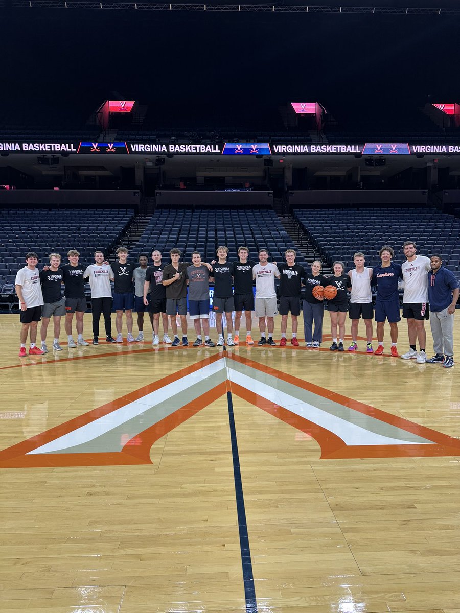 UVA MBB MANAGERS (@uvambbmanagers) on Twitter photo UVA managers take an L to start 2025. Finn Irving led with 16 pts and 11 reb, while Markus Rouse had 14 pts, Eli Bennett had 12 pts/10 reb/7 ast, and Chase Coleman had 12 pts.
Thanks to Louisville for coming out and playing! <a href="/ManagerGames_/">Manager Games</a> <a href="/UofLMBBManagers/">#1 Louisville MBB Managers</a> UVA managers take an L to start 2025. Finn Irving led with 16 pts and 11 reb, while Markus Rouse had 14 pts, Eli Bennett had 12 pts/10 reb/7 ast, and Chase Coleman had 12 pts.
Thanks to Louisville for coming out and playing! <a href="/ManagerGames_/">Manager Games</a> <a href="/UofLMBBManagers/">#1 Louisville MBB Managers</a>
