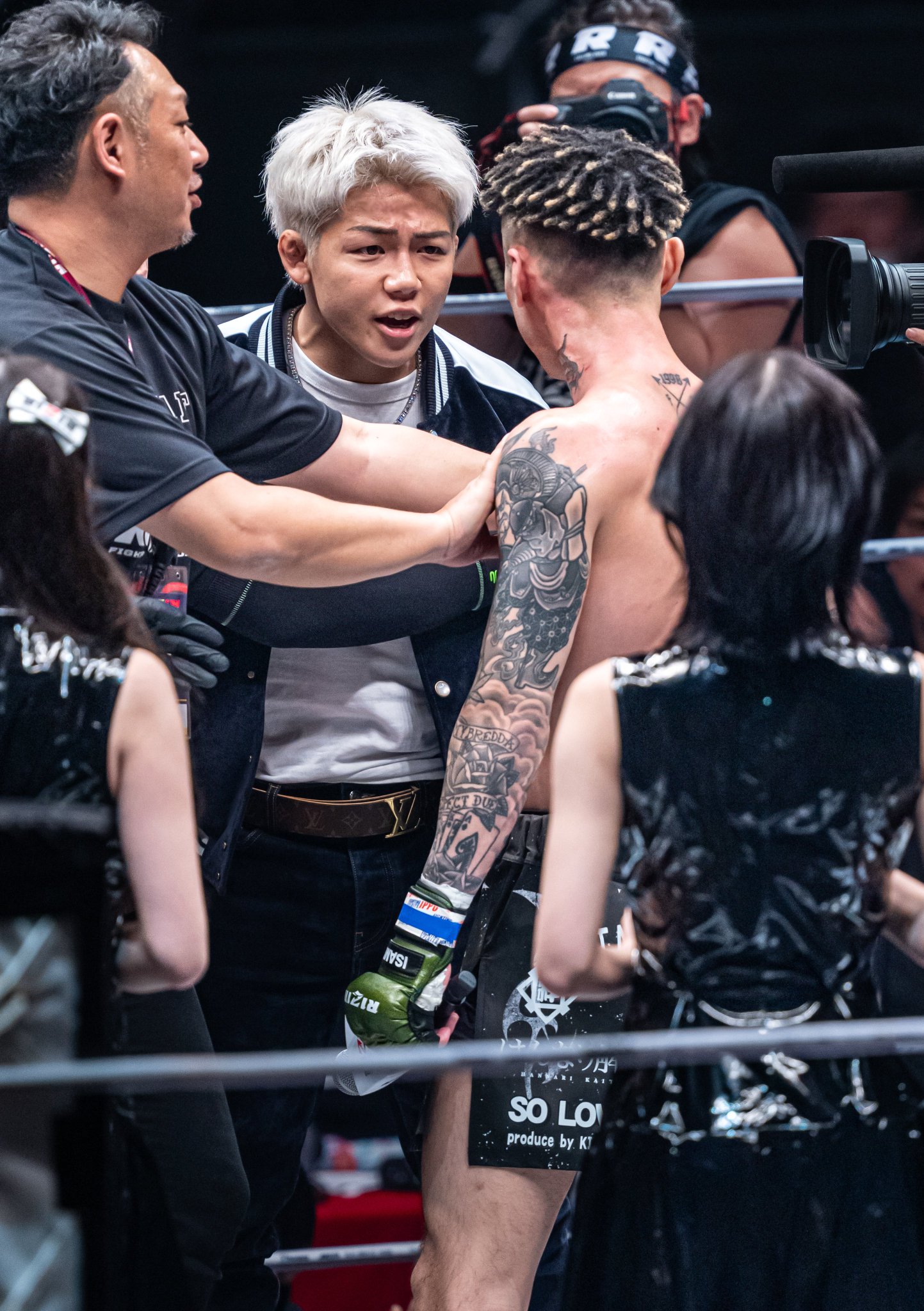 篠塚辰樹選手着用 有刺鉄線ブレスレット 20mm GgbZVbQa8AIdUAc.jpg:large
