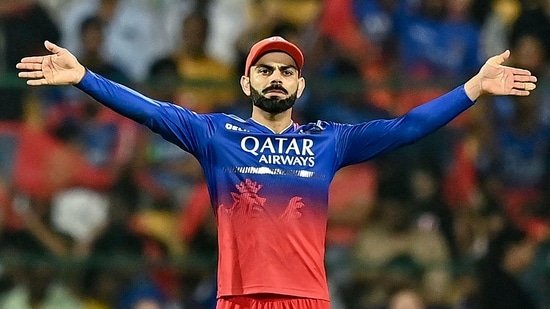 Ami_07R's tweet photo. Virat Kohli is set to return as the captain of the Royal Challengers Bangalore (RCB) for the 2025 Indian Premier League season
#ViratKohli𓃵 #RCB #KingKohli #IPL2025 #caption
#INDvsAUS https://t.co/qBrQQtjno0