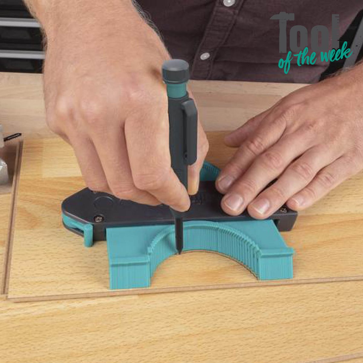 🛠️ #OutilDeLaSemaine 🛠️ Le copieur de contour, parfait pour des mesures précises et la reproduction de contours dans les moindres détails 🎯 Fabriqué en Allemagne, il garantit une excellente qualité. Plus d'infos 👉 bit.ly/3iVjXJz #wolfcraft #DIY #bricolage  🏡✂️