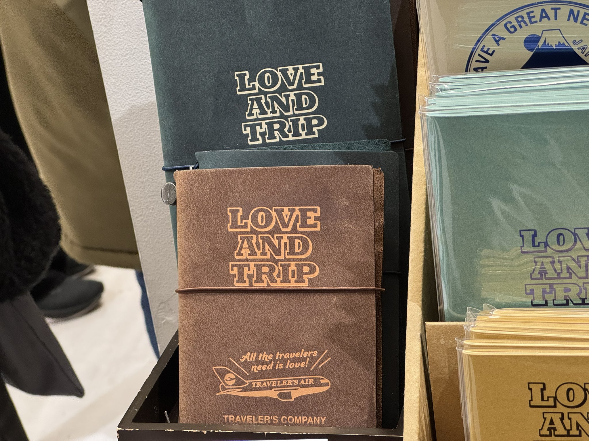 値下げ不可トラベラーズノート ラブアンドトリップLOVE AND TRIP