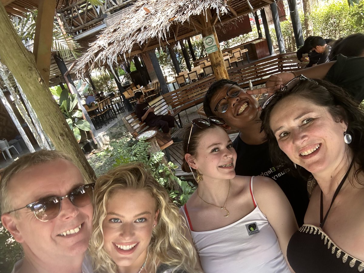 Lynndock's tweet photo. @PESElephant we have just had the most amazing morning here.  It was fantastic and our guide was absolutely fantastic x https://t.co/oVWFoi7JeF