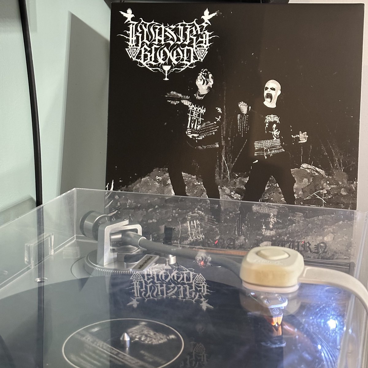 blashyrkhMRD's tweet photo. A 𝕭𝖑𝖆𝖈𝖐 𝕸𝖊𝖙𝖆𝖑 𝕱𝖗𝖎𝖉𝖆𝖞 Mailday
#KvasirsBlood https://t.co/Yb9uhlxg0s