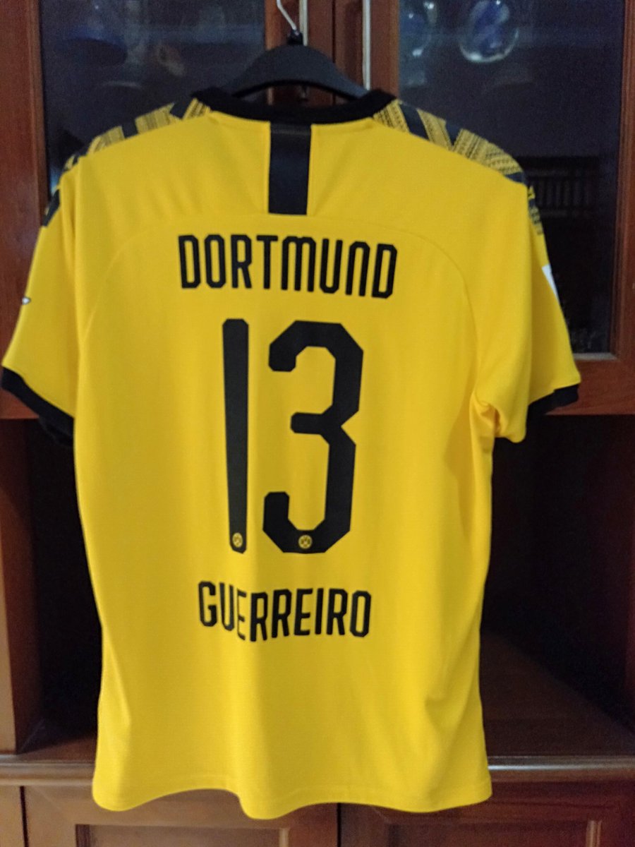 JuveUnited's tweet photo. Titip om @Jerseyforum #jersey4sale 🙏
1. Rangers 19/20 Home BNWT M 499k
2. PSG 22/23 Jordan Fourth BNWT M Messi #33 1.899k
3. Dortmund 17/18 Home BNWT L Guerreiro #13 899k
All Original

WA 081514284847 https://t.co/szKzrd2Gvz