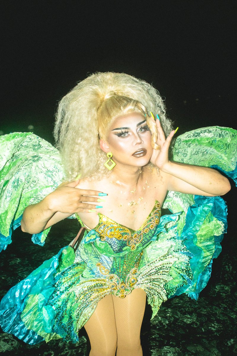 DragUpdate's tweet photo. 'Sprinkling pixie dust everywhere I go' β¨
#DragDenPH Season 2 queen Maria Lava looks enchantingly magical in a Winx-inspired outfit. https://t.co/DfoHNzAjaL