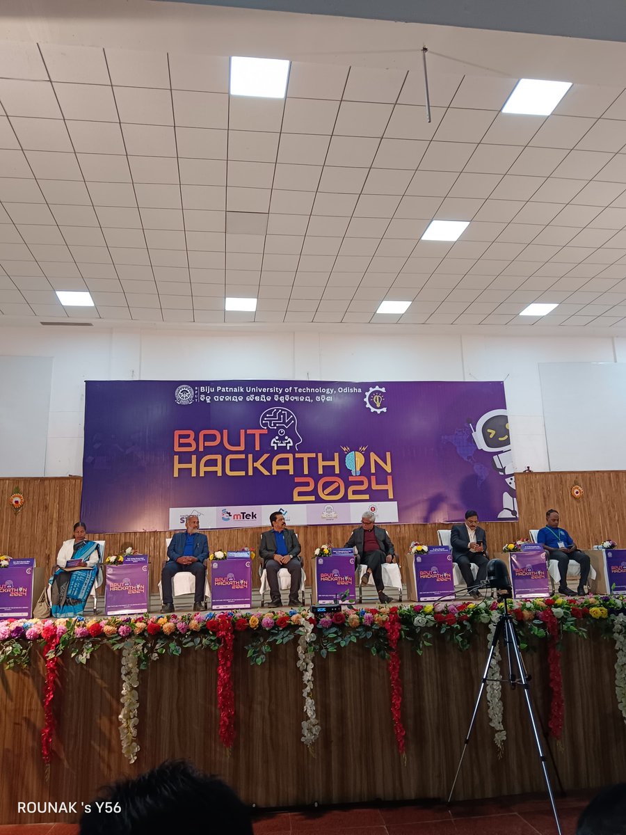 RaajdhaniC's tweet image. 📷📷 𝗪𝗶𝘀𝗵𝗶𝗻𝗴 𝗔𝗹𝗹 𝘁𝗵𝗲 𝗕𝗲𝘀𝘁 𝘁𝗼 𝗢𝘂𝗿 𝗜𝗻𝗻𝗼𝘃𝗮𝘁𝗼𝗿𝘀!📷📷
Raajdhani Engineering College [REC], Bhubaneswar extends its heartfelt wishes to all the participants representing us at the 𝗕𝗣𝗨𝗧 𝗛𝗮𝗰𝗸𝗮𝘁𝗵𝗼𝗻 𝟮𝟬𝟮𝟰!📷📷
May your creativity, teamwork,