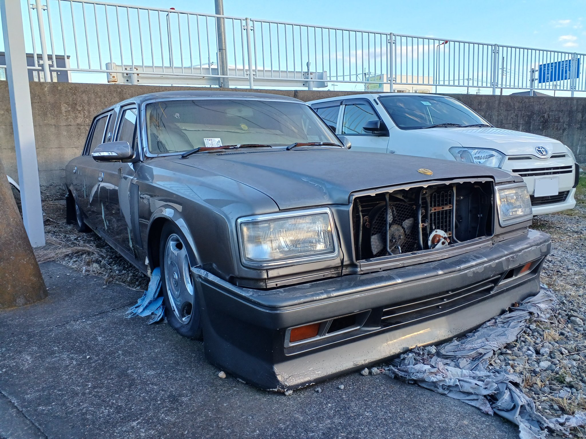 リュー 楽天市場】新品 サマータイヤ ホイール4本セットBADX ロクサーニ