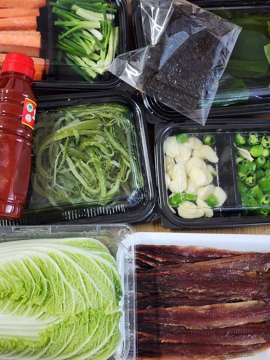 오타쿠 계정이지만 시국입니다
맛없으면 뱉는 알콜중독자의 추천
풀세트 과메기 한겨울의 맛 
꼭 민주노총에서 주문해보세요
(냉동오징어도맛있습니다)