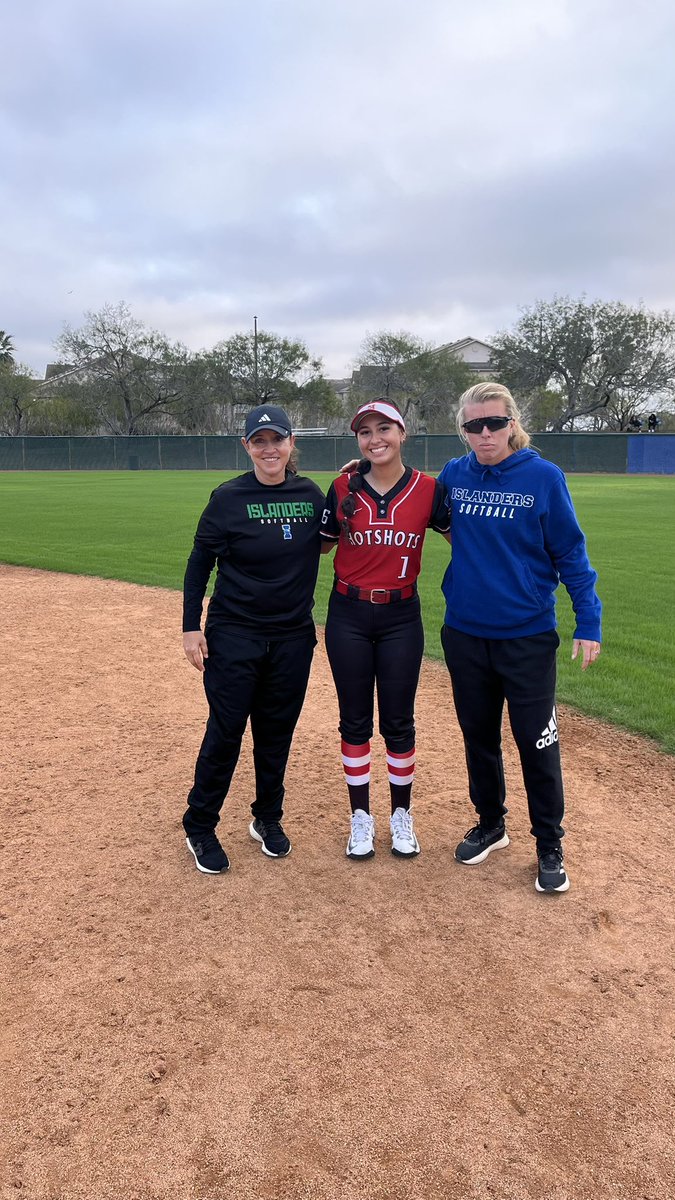 Hailey Rae Ramos tweet media