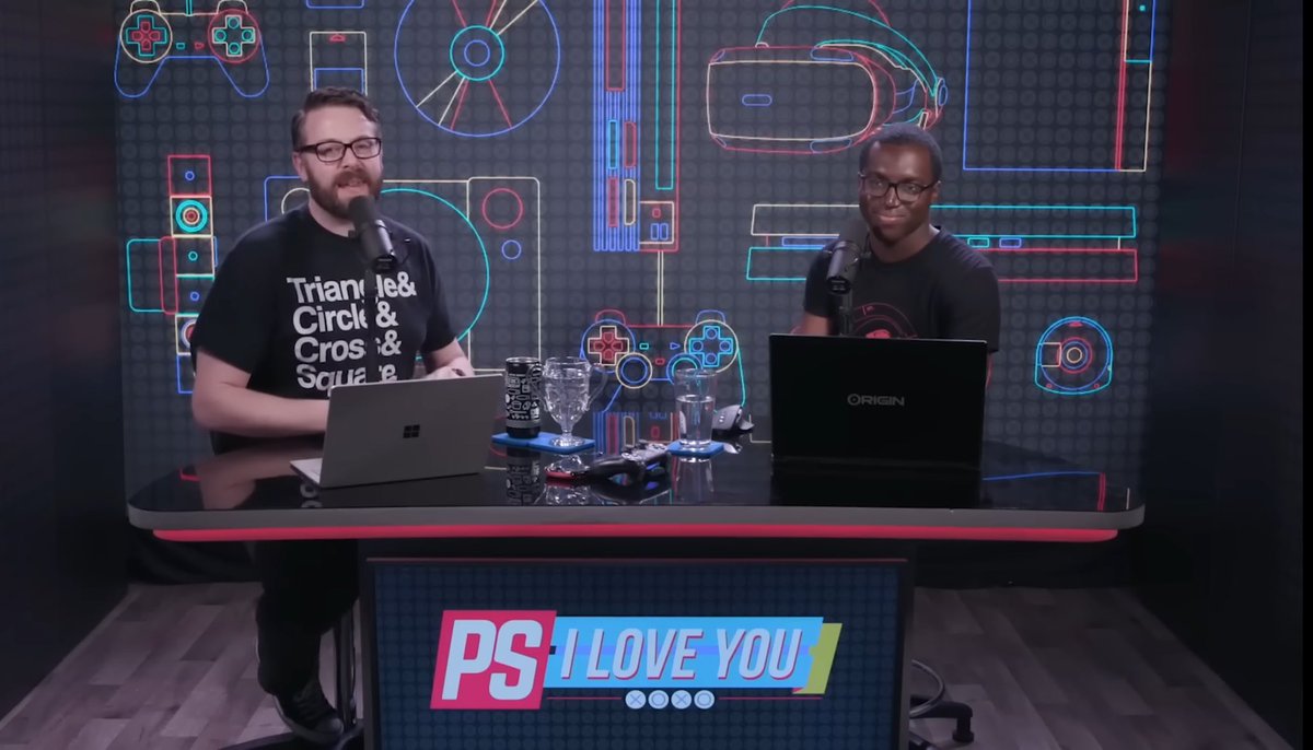BoyWonder11_'s tweet photo. The original dynamic duo and the present, the Batman and Robin’s of “PS I Love You XOXO”. 
Thanks @KindaFunnyVids for making the best one stop shop anything gaming. @BlessingJr @GameOverGreggy https://t.co/52ZvhEmyfI