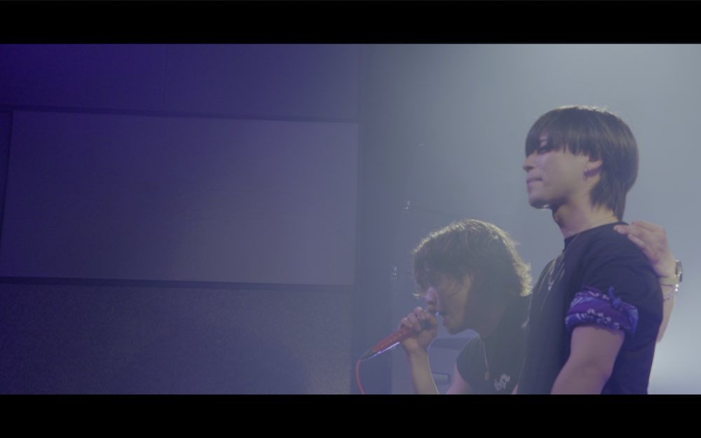 LTSN_info's tweet photo. 【 新年のご挨拶 】

あけましておめでとうございます！！
今年も宜しくお願いします！！

本日22:00より
4th ONEMAN LIVEの
公式ダイジェスト動画を公開します🔥
↓動画はこちらから↓
https://t.co/yAKRZR9JkV https://t.co/NRu4hSdtnS