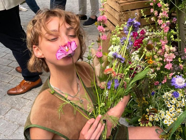 scarlettwants's tweet image. flowers to make my day &amp;lt;3