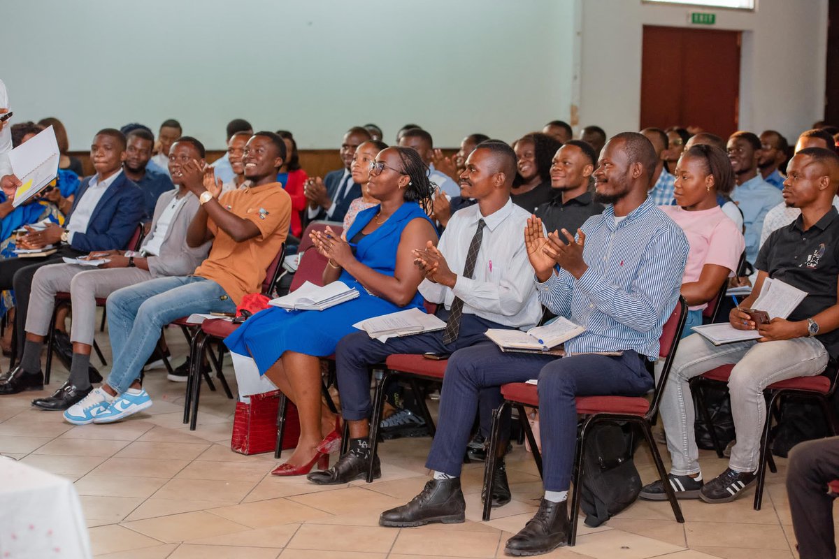 GroupeCIDEsoli's tweet image. 75 ème édition formation en Leadership, développement personnel et capital humain du 29 décembre 2024.

#groupecide #lpo #michelmuvudi