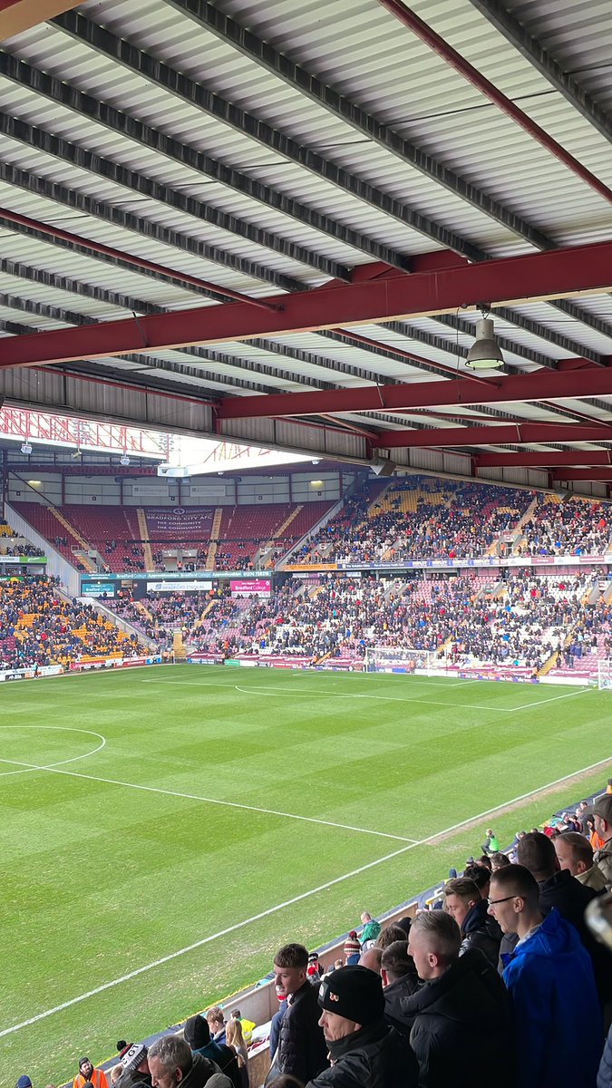“Massive club”🤡 #gtfc #bcafc