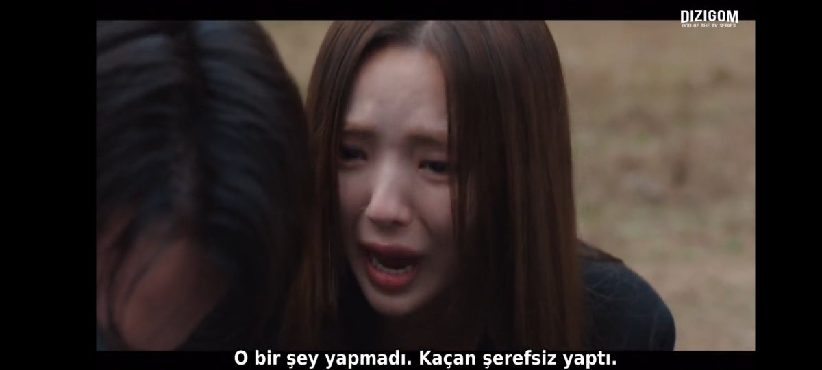 suprayzi's tweet photo. Sonunda olay aydınlandı. Gözleri farklı olan adam gerçek Saeon, dedesi onu çocukken öldürmeye çalıştı çünkü psikopattı, yetimhaneden oynadığı çocukları öldürüyordu, bunlardan biri de Dojae'nin ikiziydi. Bu yüzden o da sözcüden intikam almaya çalıştı.
#WhenThePhoneRingsEp10 https://t.co/bLE74ohF37