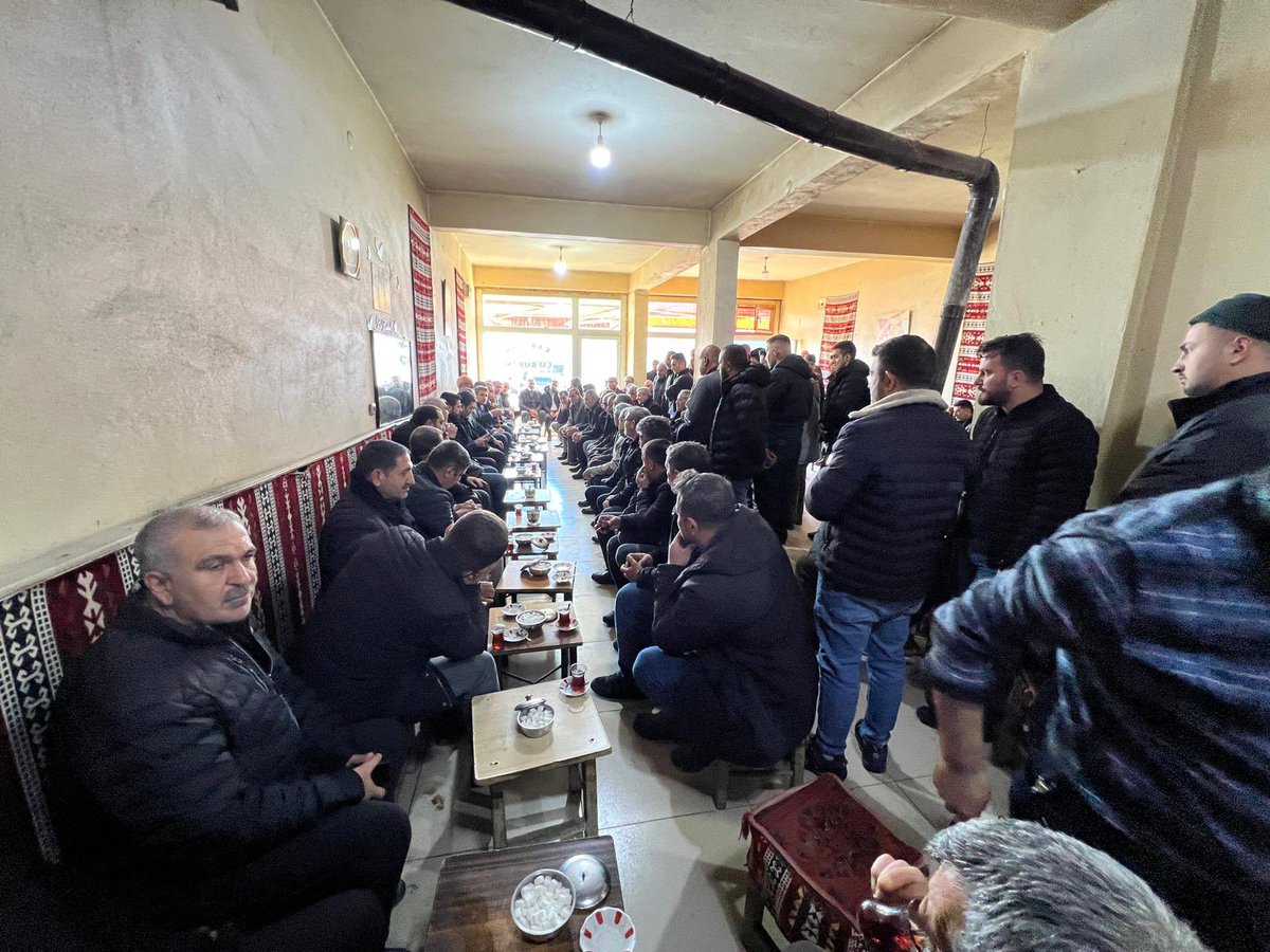 Erdalarikan12's tweet photo. 📍Karlıova

Karlıova ilçemizde kıymetli hemşehrilerimizle bir araya gelerek, sorun ve taleplerini dinledik.

Sıcak misafirperverlikleri ve yakın ilgileri için teşekkür ediyoruz.

@ahusta07 @FeyziBerdibek1 @yilmaz_seven @veysibingol12 @BilalKarabulak1 https://t.co/FwwCLT06qb