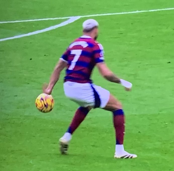 Paddy Power tweet media