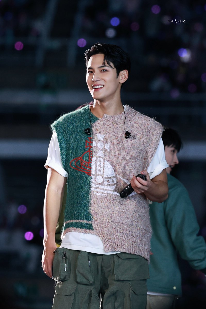 Areksa (@anvyang) on Twitter photo 