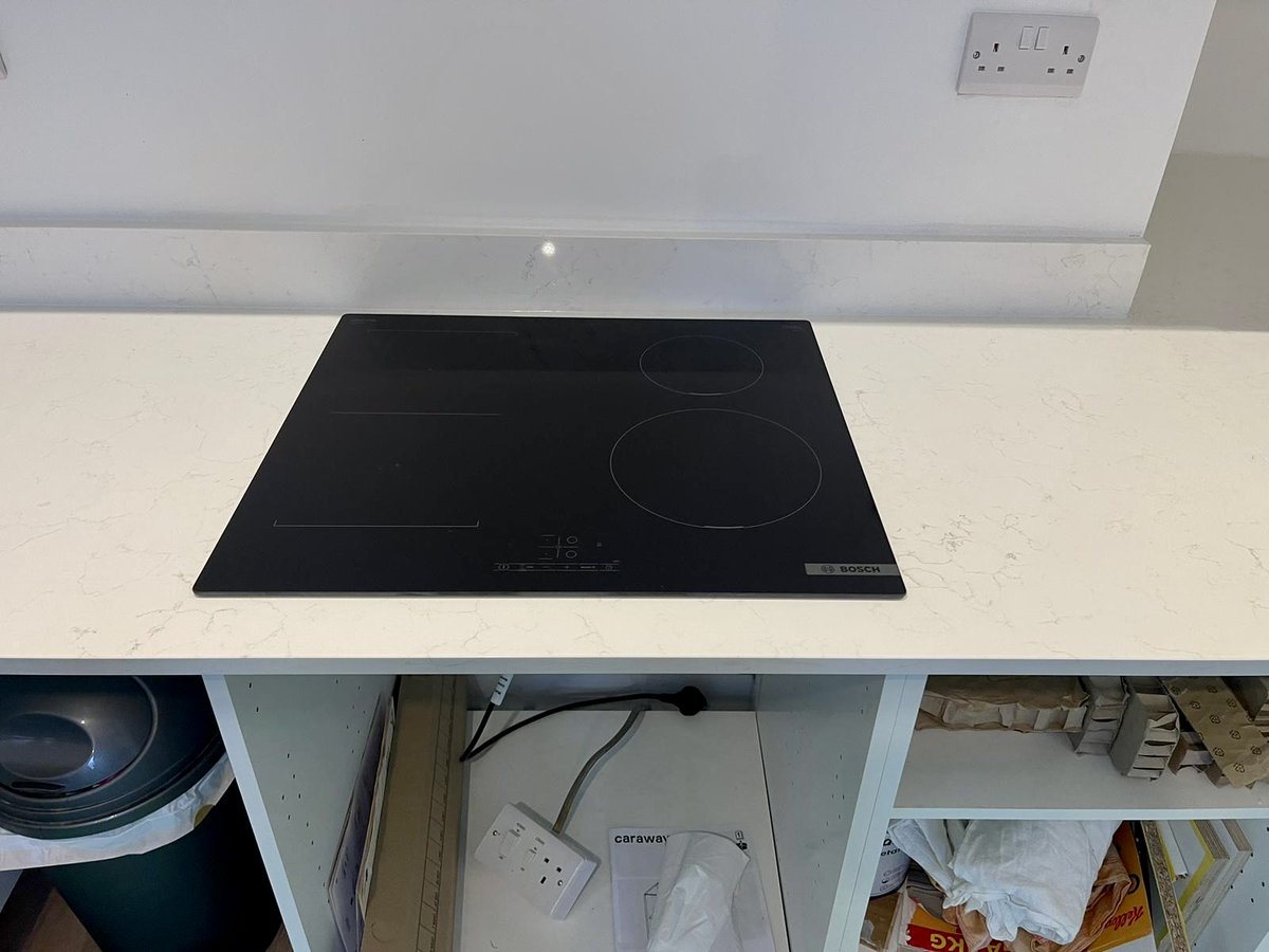 worktops_solid's tweet photo. Why Quartz Worktops?
• Strongest material in the world (stronger than granite)
• Non-porous •Stain-and-crack Resistant •Easy to clean
• Heat-resistant •Durable •Available in a variety of colours
• Does not need sealing or resealing  •Adds value to your kitchen https://t.co/LfNOEsBhgw