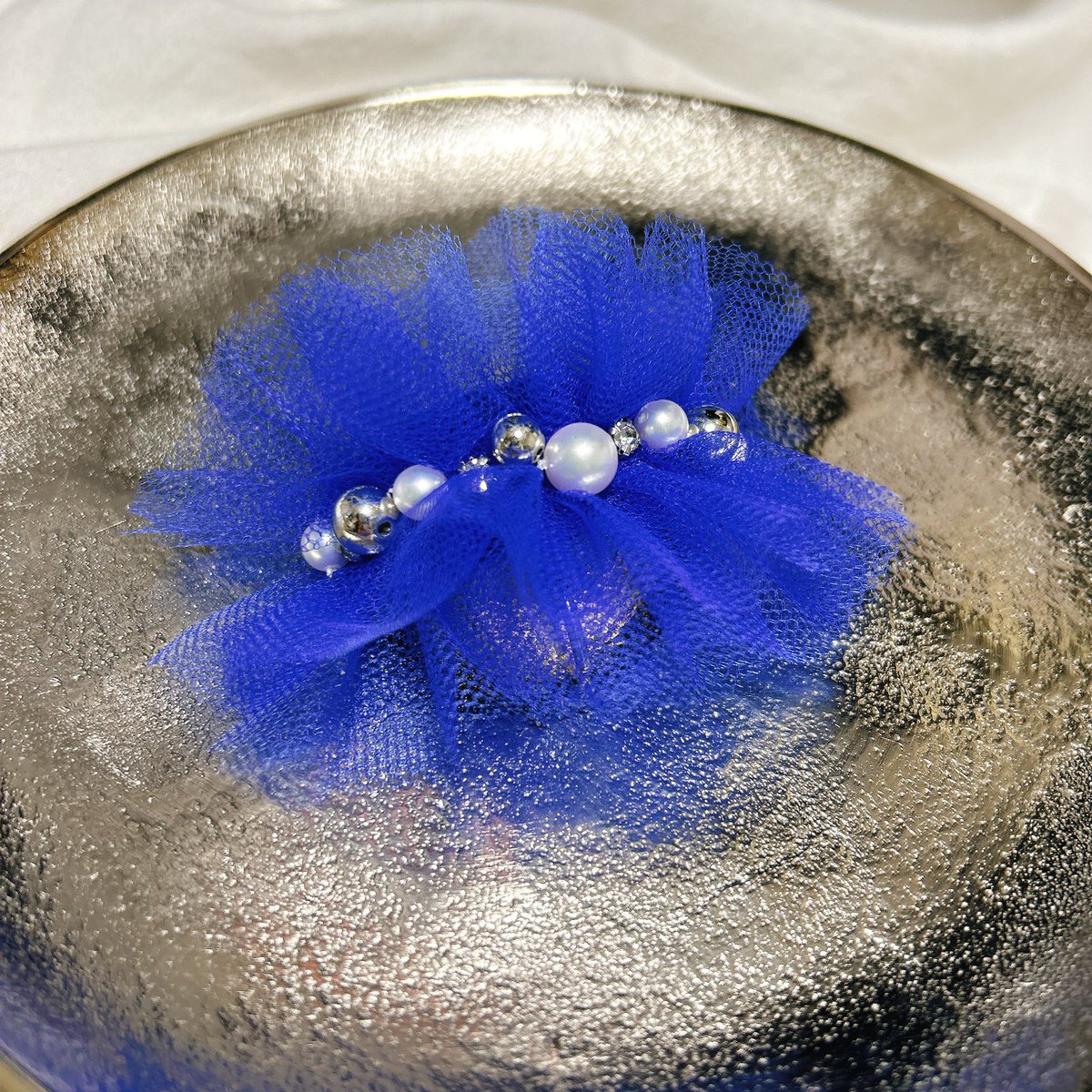 今日デザインが完成したばかりの新作のポニーフックです！
とってもかわいくできたのでみてみて🥰
 #とびきりのブルーを魅せて下さい