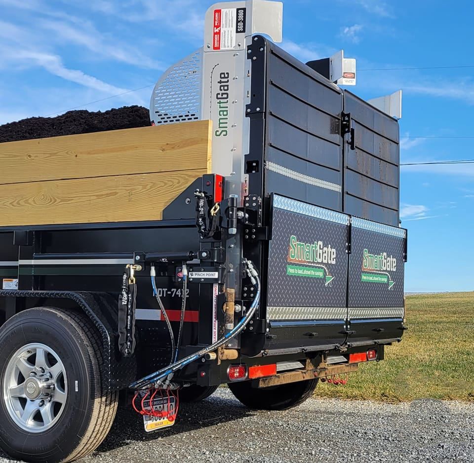 tptrucktrailer's tweet image. Install a SmartGate Conveyor on your truck or dump trailer and effortlessly unload your stone, mulch, topsoil or sand.  
Contact Rory at T.P. Trailers &amp;amp; Truck Equipment 
Email: Rory@tptrailersinc.com or call 610-495-4530 for pricing.
.
#tptruckequipment #tptrailers #smartgate