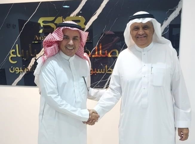 SMBaudit's tweet image. تشرف مكتبنا بزيارة الاخ والزميل الاستاذ عمر بادريق 

ابو يوسف يحمل خبرة بنكية كبيرة وعريقة خاصة في قطاع المصرفية للافراد وشبكات الفروع والتي ازدهرت في عهده وختم مشواره المهني مدير  ادارة الاكتتابات في  البنك الاهلي التجاري

شرفتنا ونورتنا اخي ابو يوسف في مكتبكم