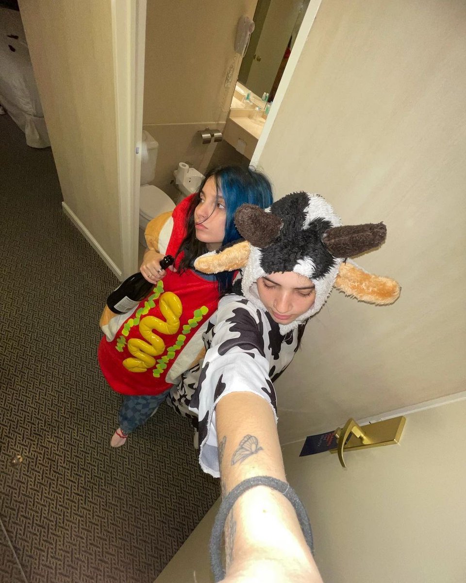 lauferraa13's tweet image. Se me metió un “A mi novia la tengo que meter en todos lados porque es la protagonista de mi vida” en el ojo