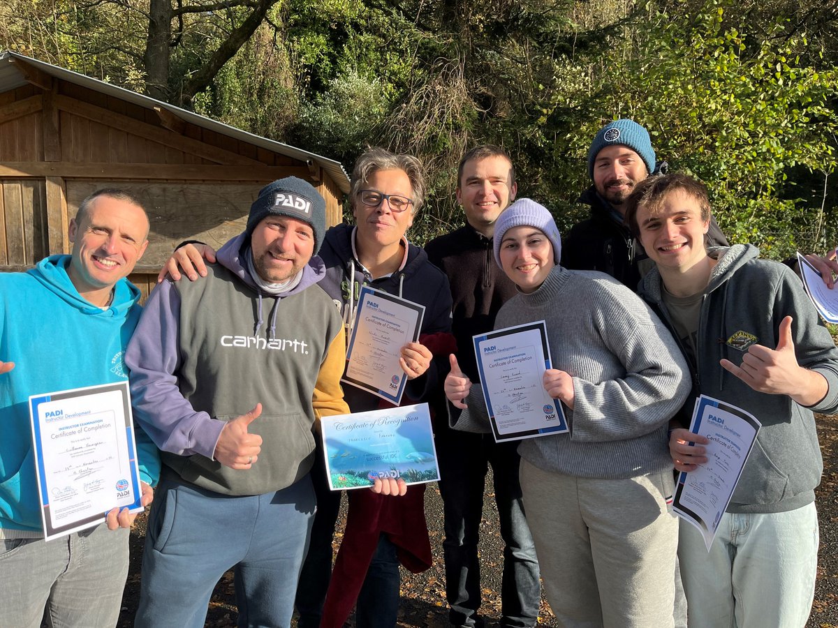 IDC PADI FRANCHESS : Encore 100% de réussite à l'examen pour devenir moniteur de plongée ! #padi #owsi instructeurdeplongee.fr