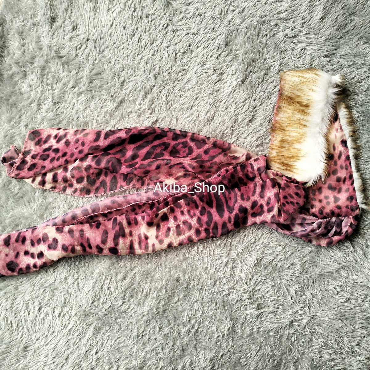 Mimin_Akiba's tweet image. ✨New New New✨

Selendang Dress Bulu Macan Tutul

✨Baru✨ 

🛒Tokopedia : Akiba_Shop
🛍️Shopee : Akiba_Shop

🔗tokopedia.link/8iqOxEntSPb
🔗id.shp.ee/jKkQCZt

🌐taplink.cc/akibashop 

#bajuthrift #thrifting #thriftshop #newcollection #selendang #ShopeeID #tokopedia