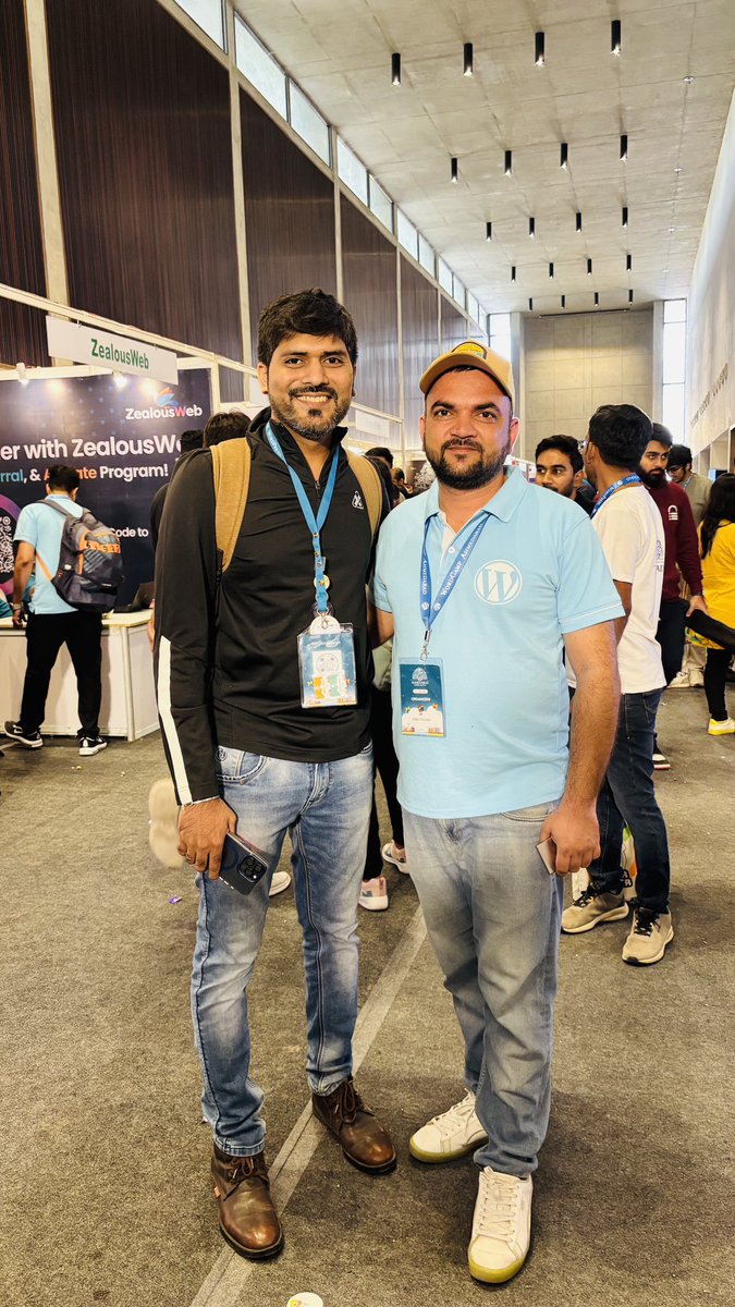 NakuIChandra's tweet photo. A special moment meeting my friend Nirav from the WordPress community face-to-face for the first time!
Connecting, sharing, and celebrating this journey together. ❤️🤝✨
#WordCampAhmedabad5.0 #WCAhmedabad #WCIndia #WordCamp #Wordcamp
@WCAhmedabad @99_NiravMehta https://t.co/glHljnaXn8