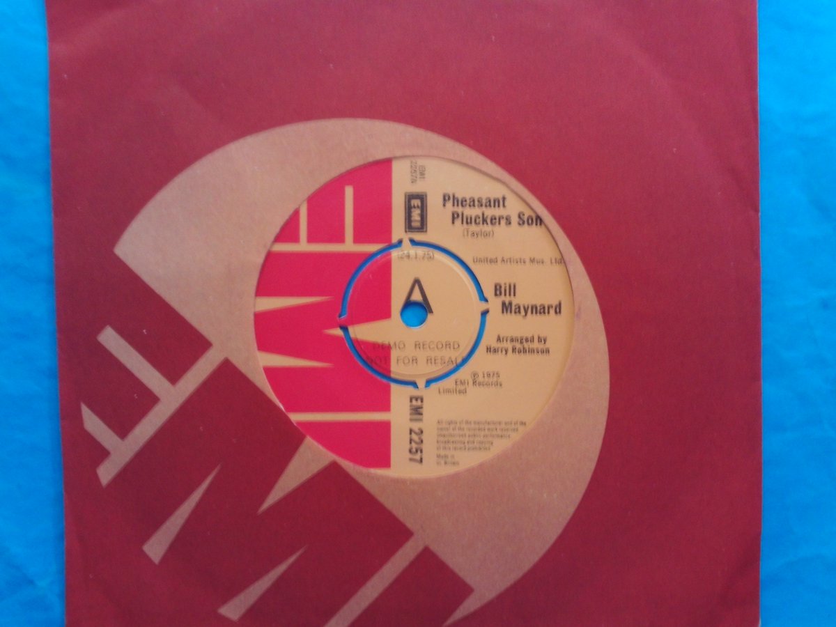 Good morning! from Bill Maynard 

Pheasant Pluckers Son 
(UK EMI Records pre-release promo #vinyl 7" 45) 

released on January 24th 1975 

youtu.be/a0K3GJqZbKI 

#seventies #pop #novelty #vocal #TV #superstar #70smusic