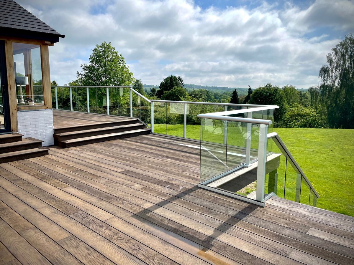 🏡 Juliet Balcony Spotlight! 🏡

Add style and safety to your home with a Balconette Juliet balcony.
✔️ Easy to install
✔️ Elegant design

💻 Shop now:balconette.co.uk/?utm_source=tw…
📞 Call: 01342410411

#JulietBalcony #HomeGoals #Balconette