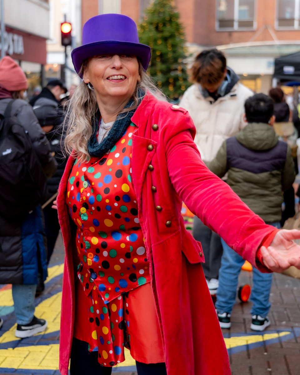 🎶✨ Start the new year with festive street shows in Limerick! 🎤
Join the fun on Saturday 4th &amp; Sunday 5th January from 2 PM to 4 PM at Thomas Street and Bedford Row for exciting performances that will keep the holiday spirit alive!!

#ChristmasInLimerick #LimerickEvents