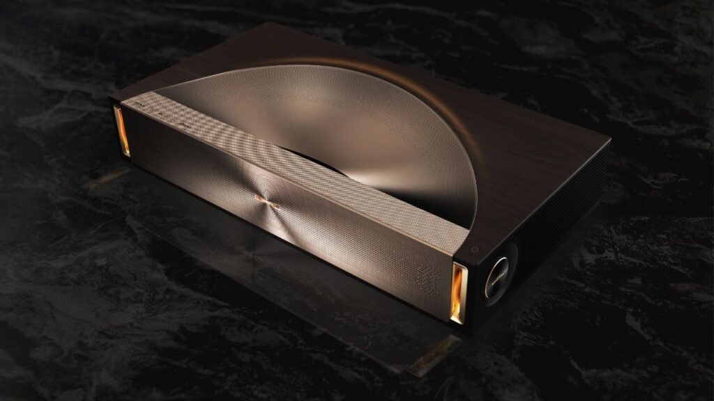 HomeCrux's tweet image. Introducing the Hisense L9Q—combining the best of laser TV and projector technology for an unmatched viewing experience.
Read more: homecrux.com/hisense-l9q-co…
#LaserTV #ProjectorTech #Hisense #HomeEntertainment #CES2025 #TechInnovation