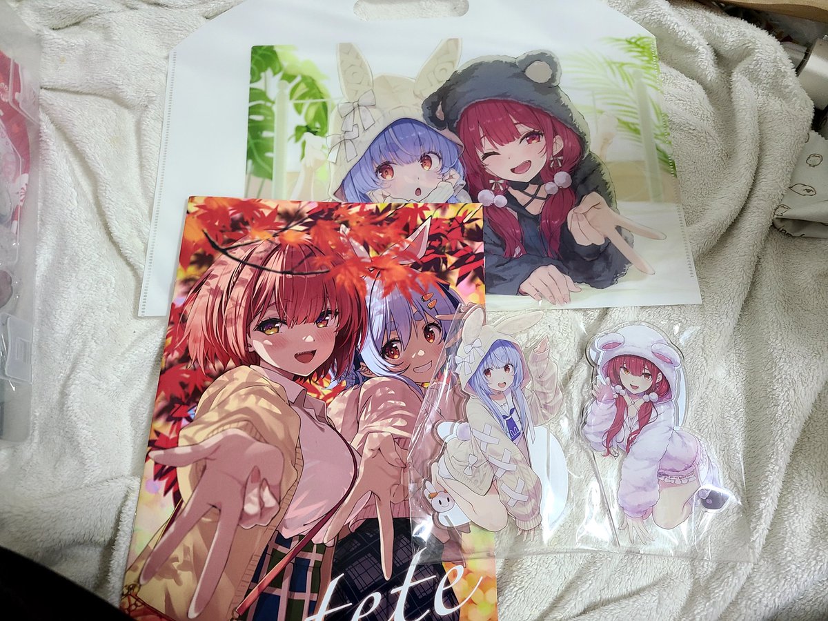 trackback c104新刊セット 安野将人 兎田ぺこら 宝鐘マリン