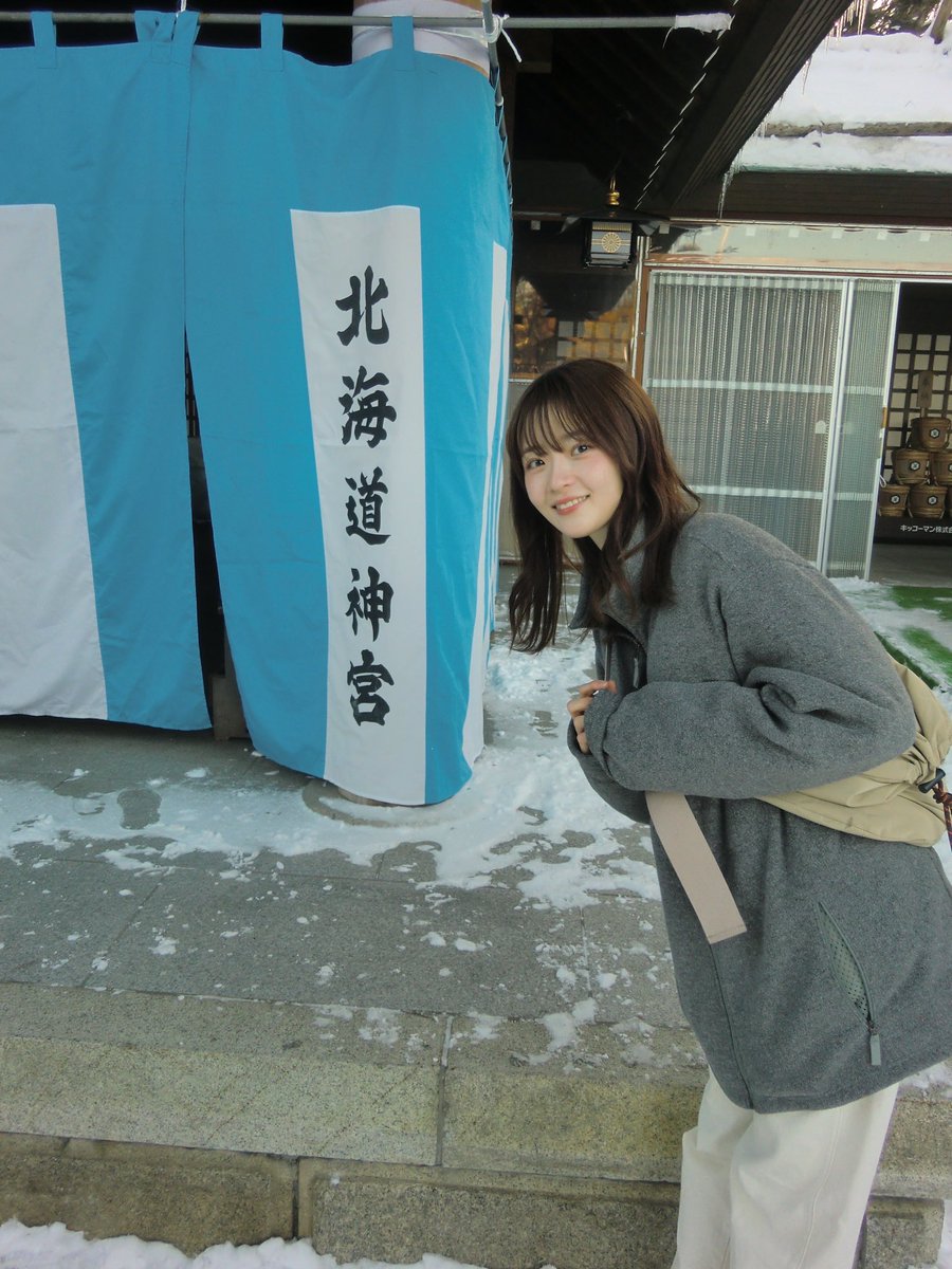 ssmnms3124's tweet photo. 夫婦になって初めての初詣 https://t.co/Qh0bdJfVJ5