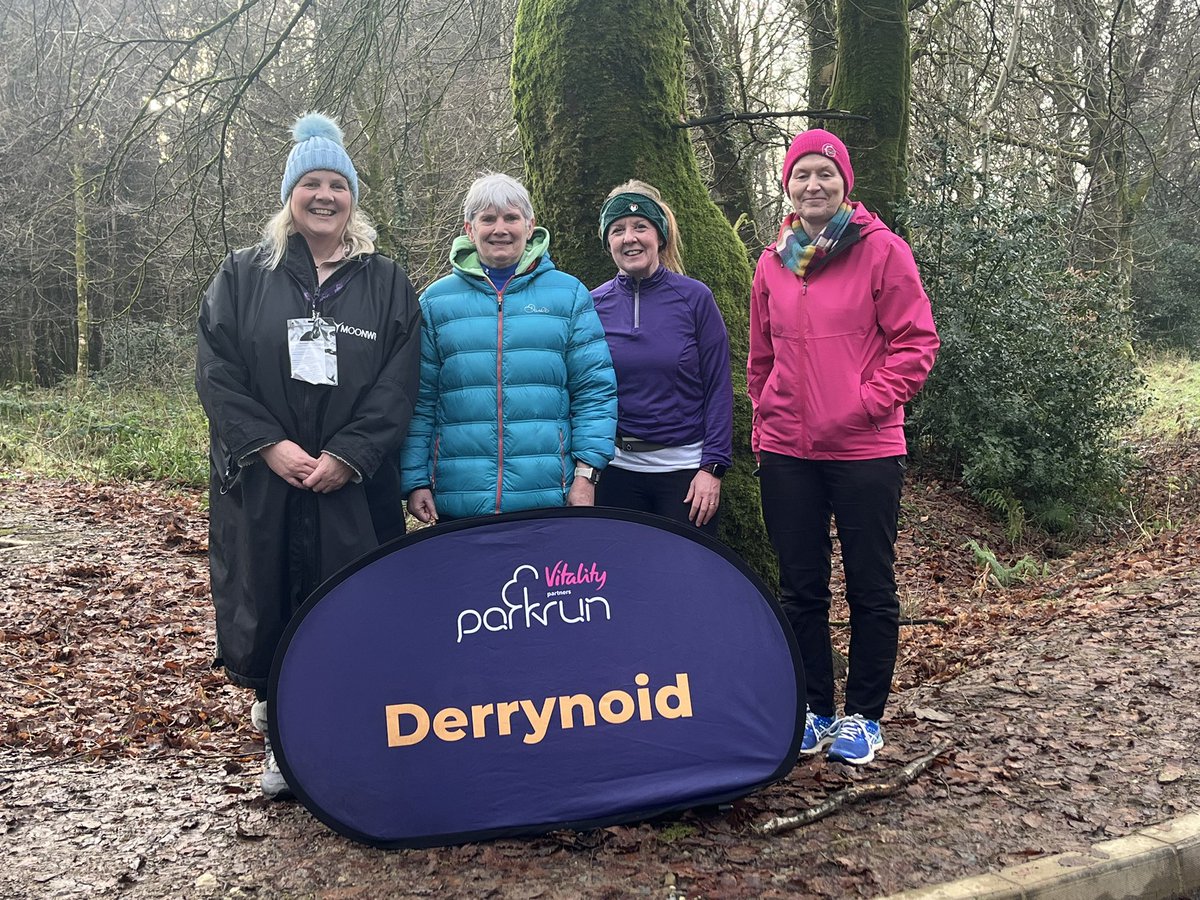 nevergiveupanne's tweet photo. Had the company of Teresa keen to build up her walking activity in 2025 at Derrynoid Forest parkrun @parkrunUK and also members of Mid Ulster Walking for Wellness stepping out for their January challenge โญ๏ธ๐ #tailwalker #parkwalk #keepmoving #loveparkrun #healthandwellbeing https://t.co/Yt7542zMW0