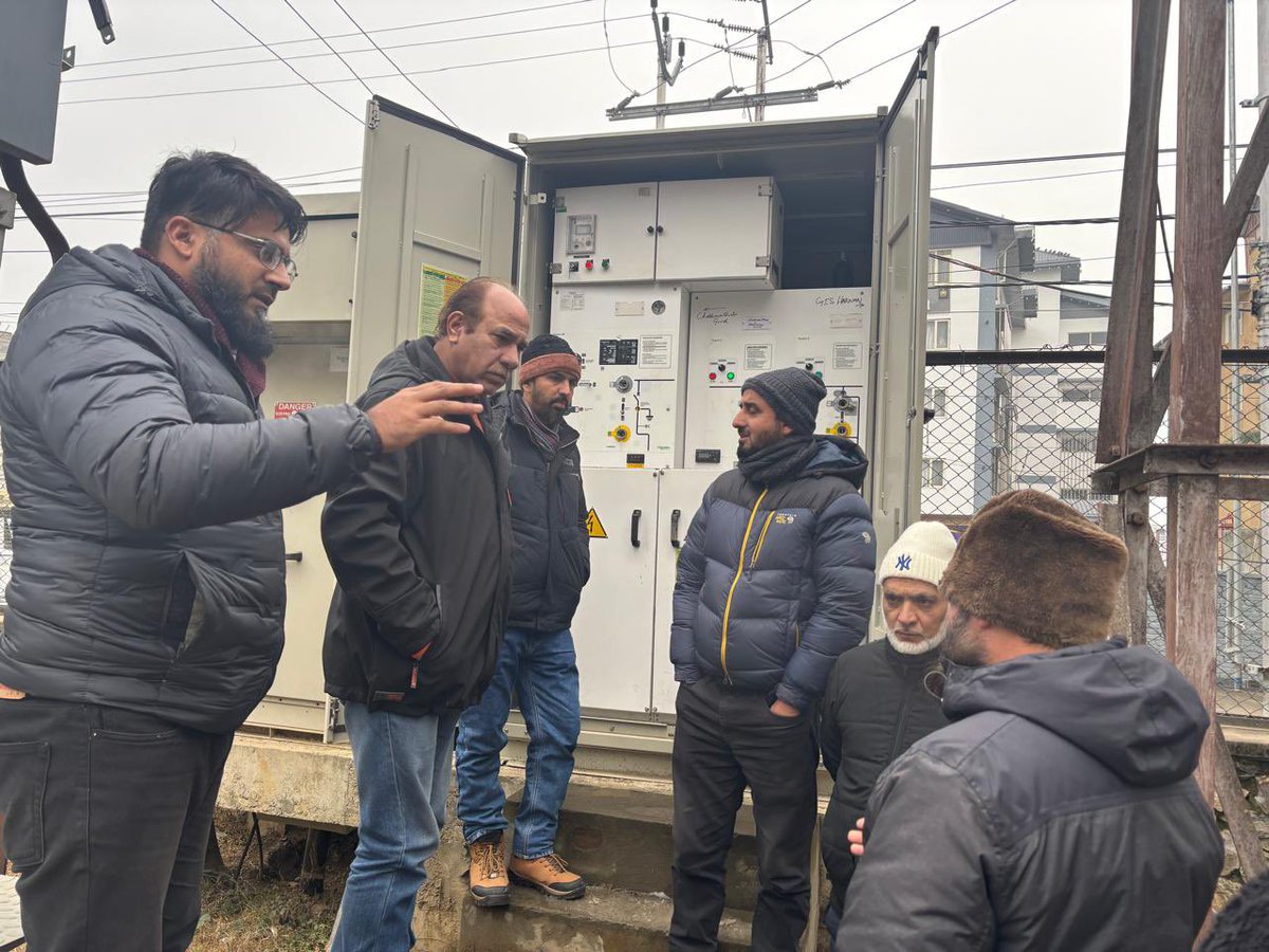 std_ist's tweet photo. 2*10 MVA Shalimar successfully  shifted onto GIS Harwan , shall relieve  132 KV Chashmeshahi-Pampore by about 13MWs https://t.co/5Huk5zu9UP