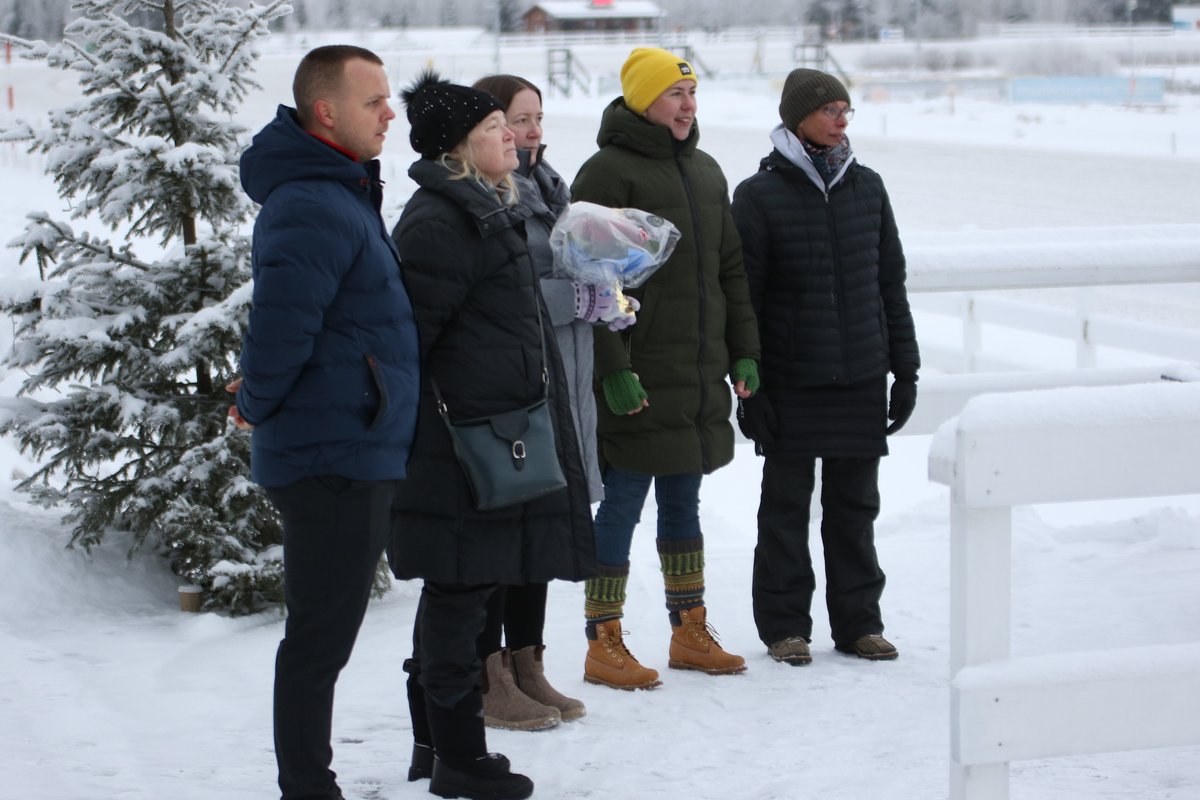 Etelä-Suomen Hevosjalostusliitto - Kohti divisioonia lähdön voittaja Juulia Domna ja Ari Moilanen
#ravit #jokimaanravit #lahti