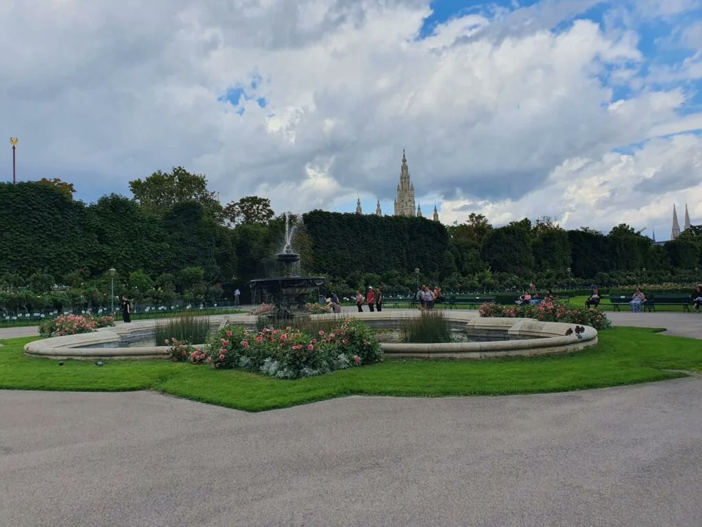 RJonTourUK's tweet image. 38 days until the next night train west, thus 38 days to hopefully complete my #travelblog drafts..

My last few...

rjontour.com/news/ #blogginglife #traveltribe