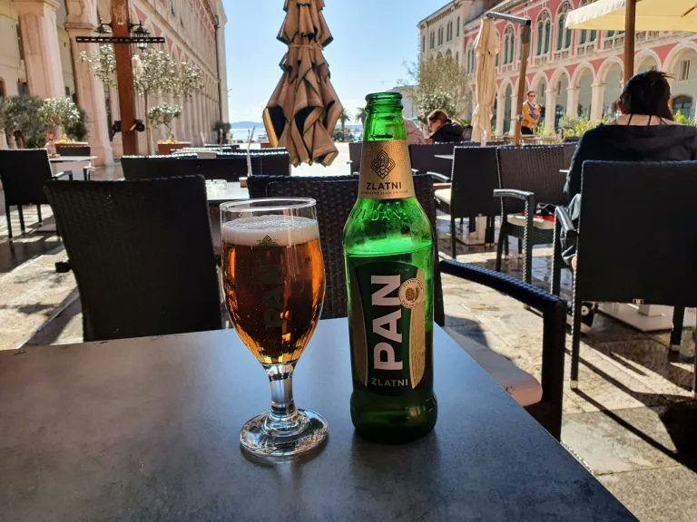 RJonTourUK's tweet image. 38 days until the next night train west, thus 38 days to hopefully complete my #travelblog drafts..

My last few...

rjontour.com/news/ #blogginglife #traveltribe